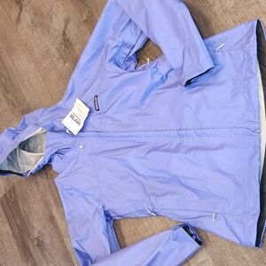 Womens NWT PATAGONIA waterproof Torrentshell jacket Medium